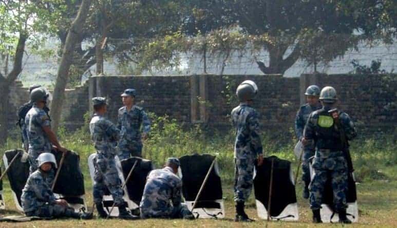 सप्तरी काण्ड : गोली चलाउन आदेश दिने प्रजिअ र प्रहरीका एसपी निलम्बन