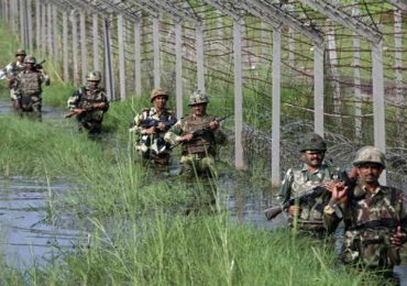 कश्मिरमा सुरक्षाफौज र हतियारधारी समूहको भिडन्त ,कैयौं घाइते