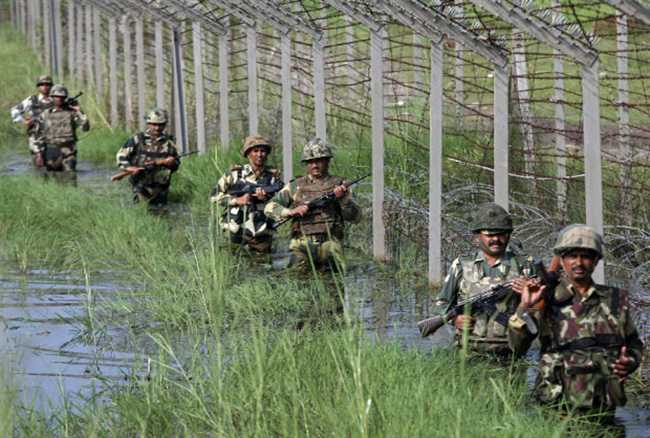 कश्मिरमा सुरक्षाफौज र हतियारधारी समूहको भिडन्त ,कैयौं घाइते