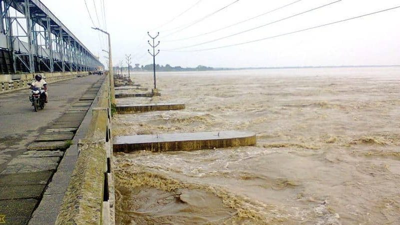 तटबन्ध निर्माण गरेपछि भारत सुरक्षित, नेपालको तराई डुबानमा