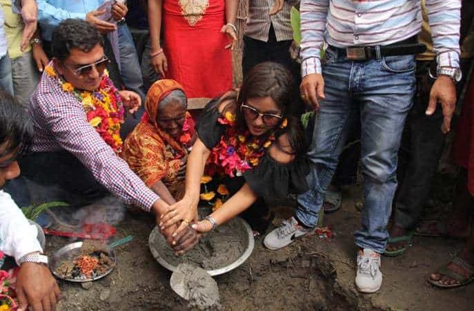 जन्मदिन पारेर धुर्मुसले नमुना बस्तीको शिलान्यास गरे