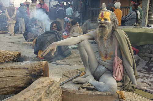 शिवरात्रिमा नाङ्गा बाबाबाट हुने अश्लिलता रोक्न माग गर्दै रिट