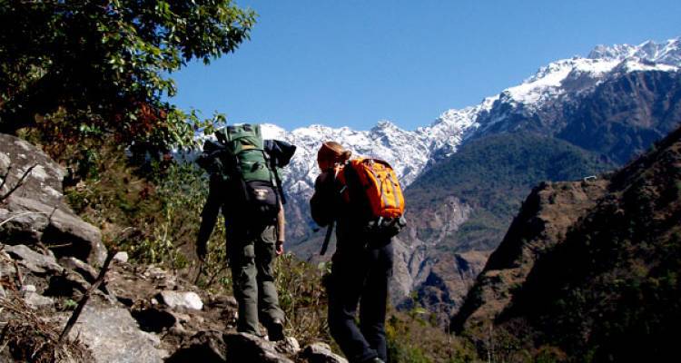 पदयात्रा मार्गमा आन्तरिक पर्यटक बढ्दै