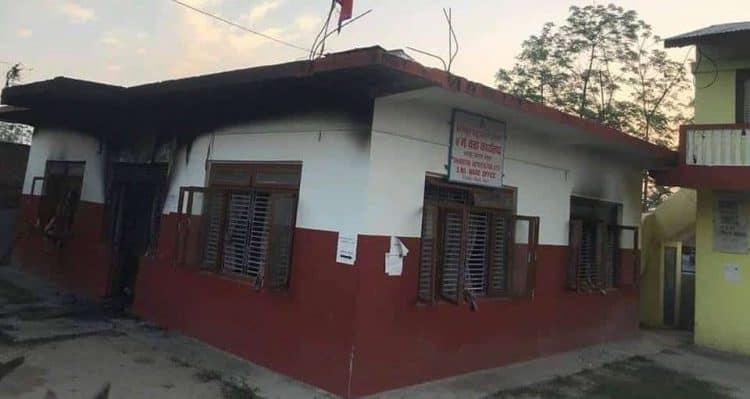 वडा कार्यालयमा सिलिण्डर बम विस्फोट