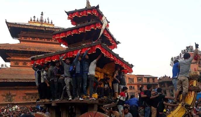 भक्तपुरको प्रसिद्ध बिस्केट जात्रा सुरु