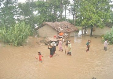 भारतले बनाएको बाँधले नेपालीबस्ती डुवानमा