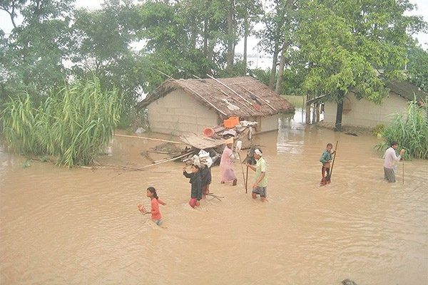 भारतले बनाएको बाँधले नेपालीबस्ती डुवानमा