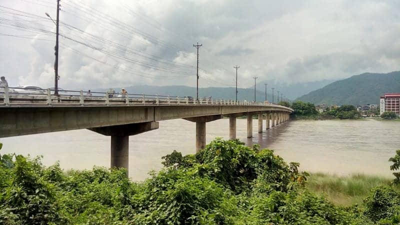 नारायणी पुलबाट नदीमा हामफालेर मृत्यु