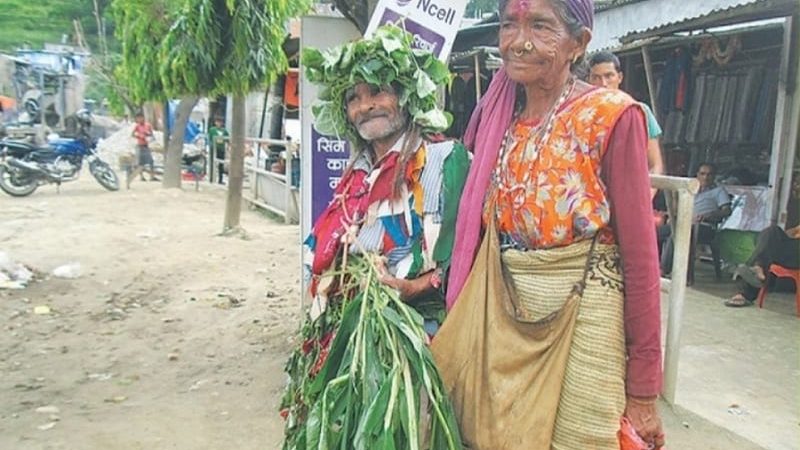 कोशेली बाँड्दै पर्व
