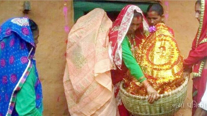 गौराको छैन रौनक, कोरोनाले फिक्का बनायो