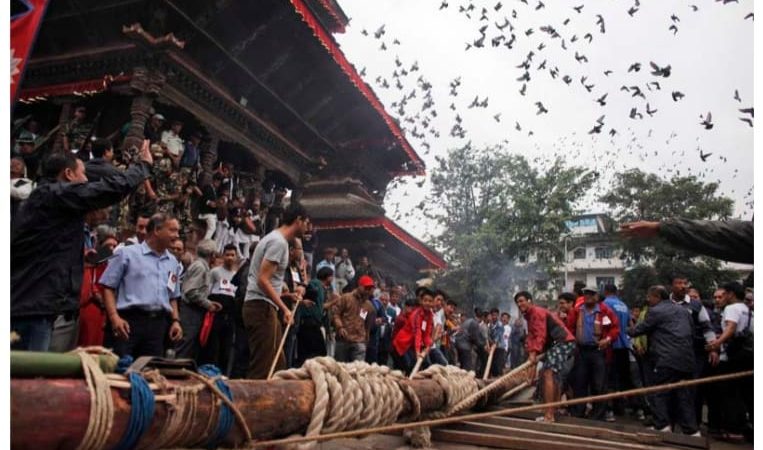 काठमाण्डौ उपत्यकाको सबैभन्दा ठूलो जात्रा मानिने इन्द्रजात्रा सुरु