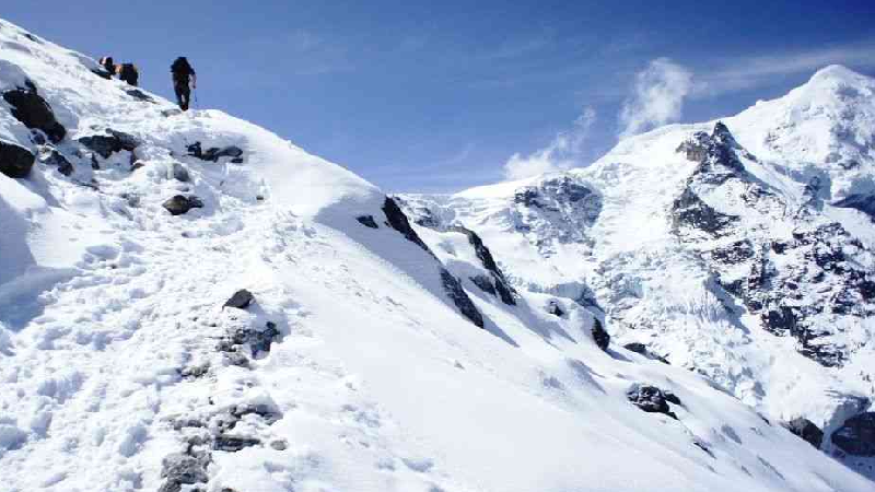 धौलागिरि आइसफल पदमार्गः जोखिमको यात्रा