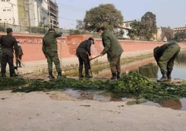 रानीपोखरीबाट लेउ निकालिँदै